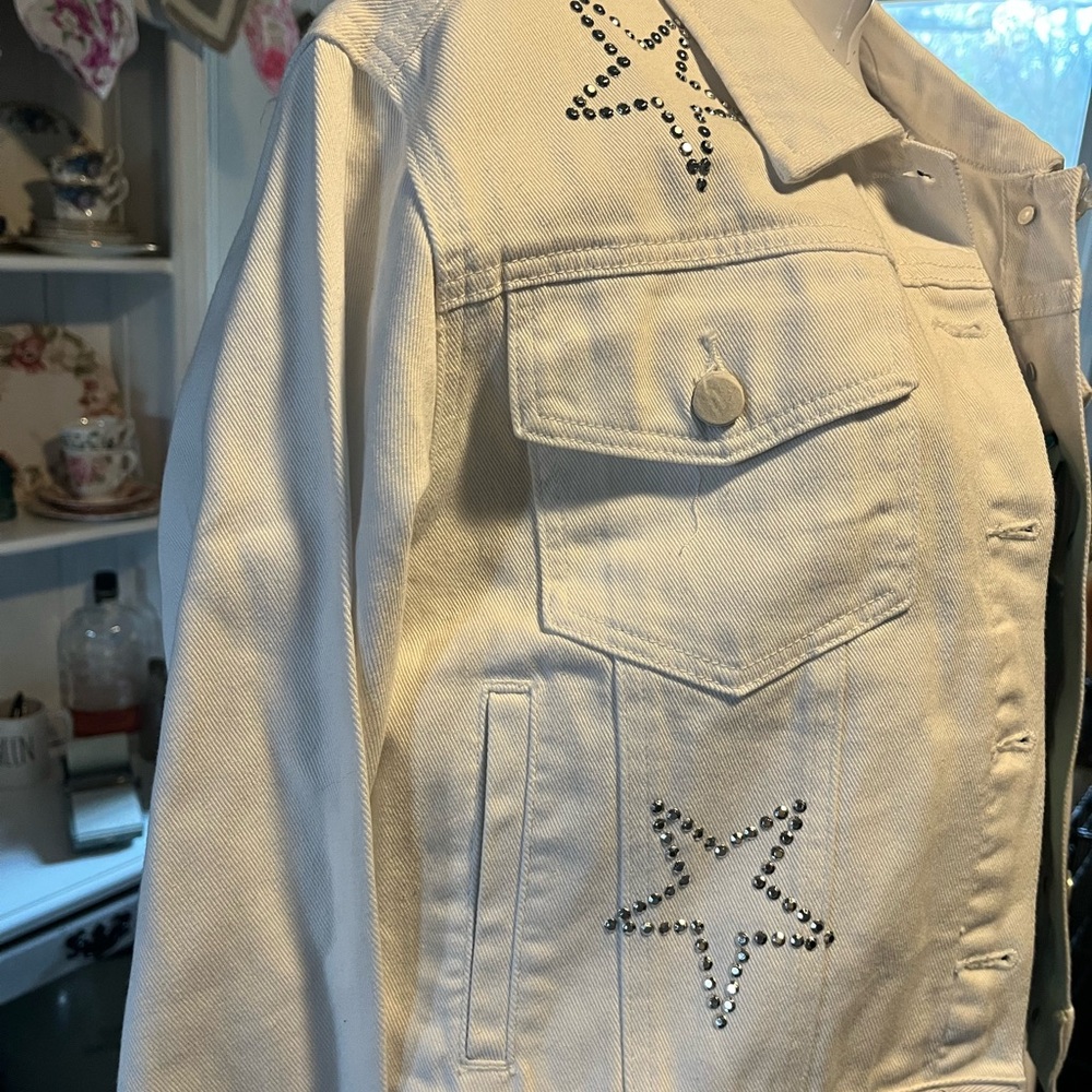 VENUS White Jean Jacket with Black and Silver Star Accents-NWOT - Picture 5 of 6